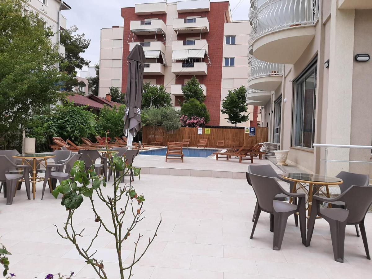 Milka Apartment Golem  Luaran gambar